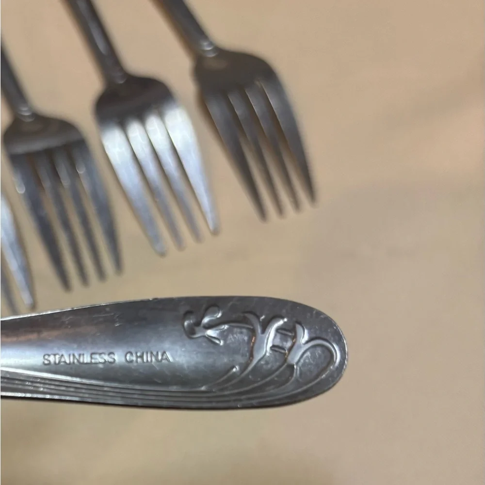Stainless Steel China‎ Flatware Dinner Forks Set Of 11 Swirl Pattern